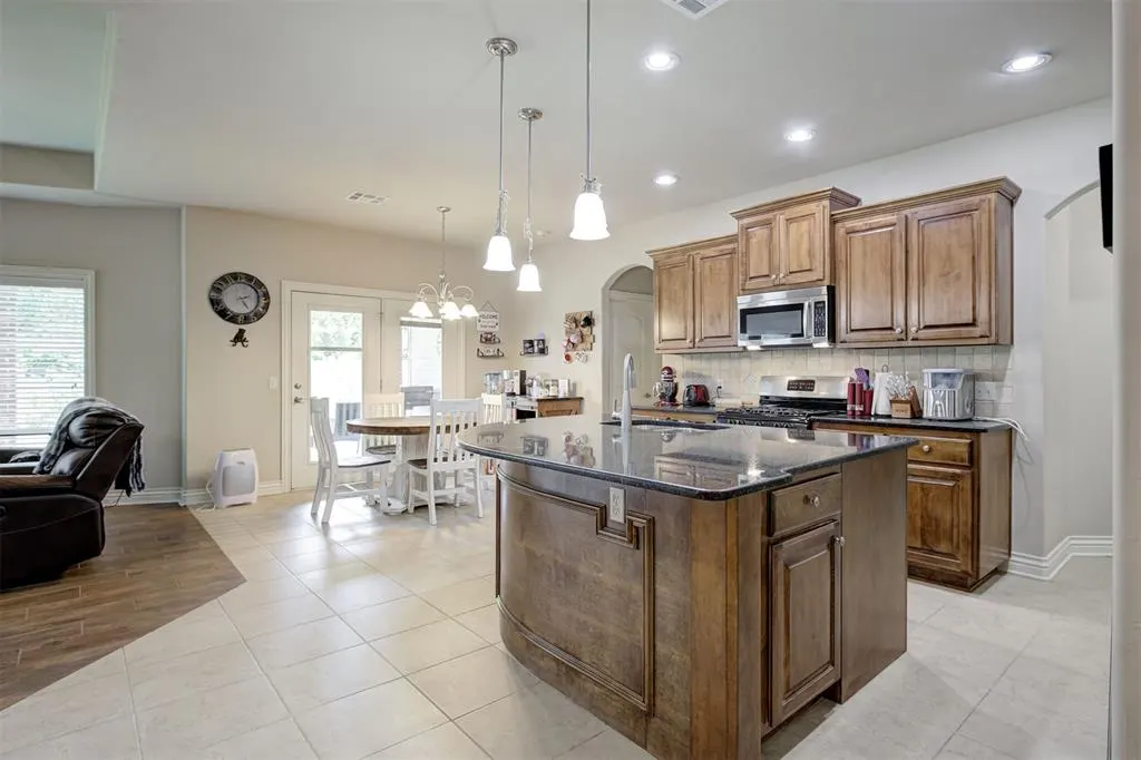 Photo 15 — 16300 W Petaluma Place, Edmond, OK 73013