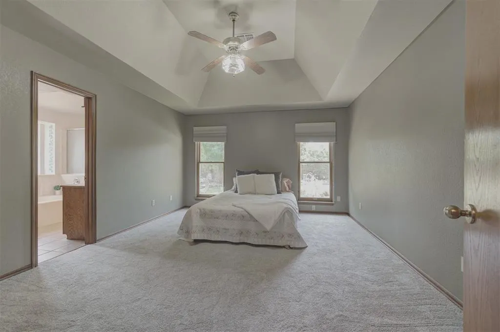 Photo 20 — 4100 Drawbridge Lane, Norman, OK 73072