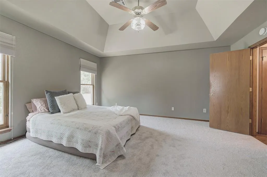 Photo 21 — 4100 Drawbridge Lane, Norman, OK 73072