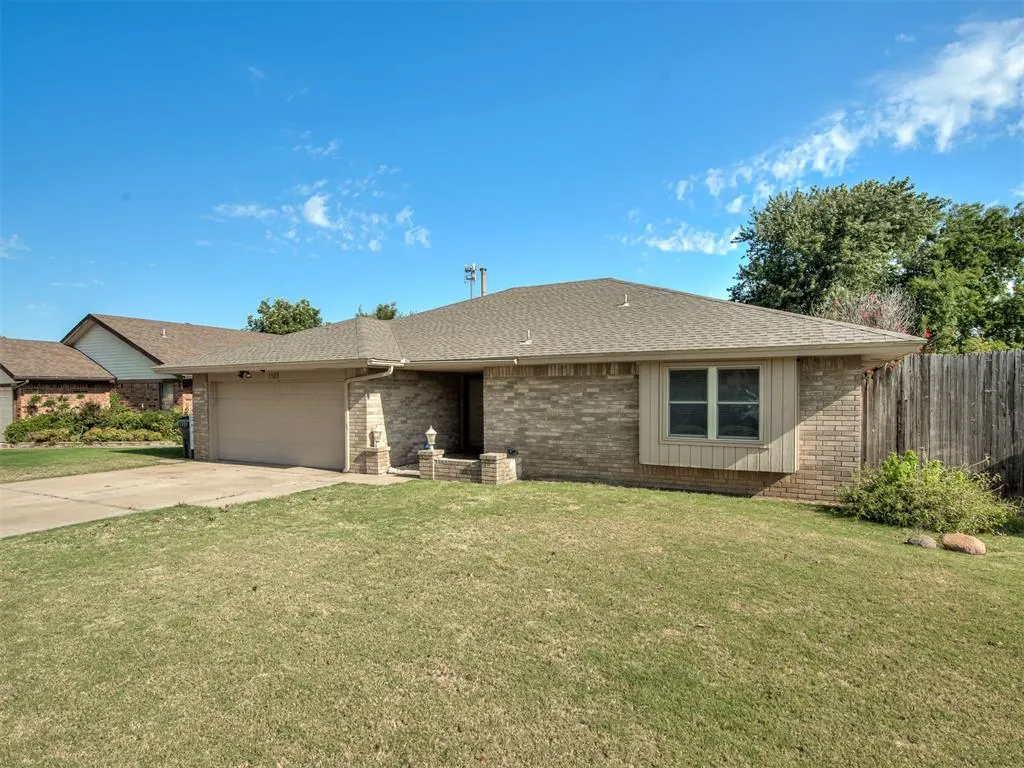 Front exterior — 1525 SW 93rd Road, Oklahoma City, OK 73159