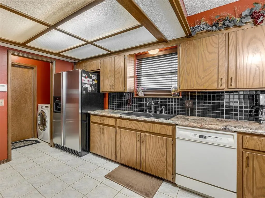 Photo 13 — 1525 SW 93rd Road, Oklahoma City, OK 73159