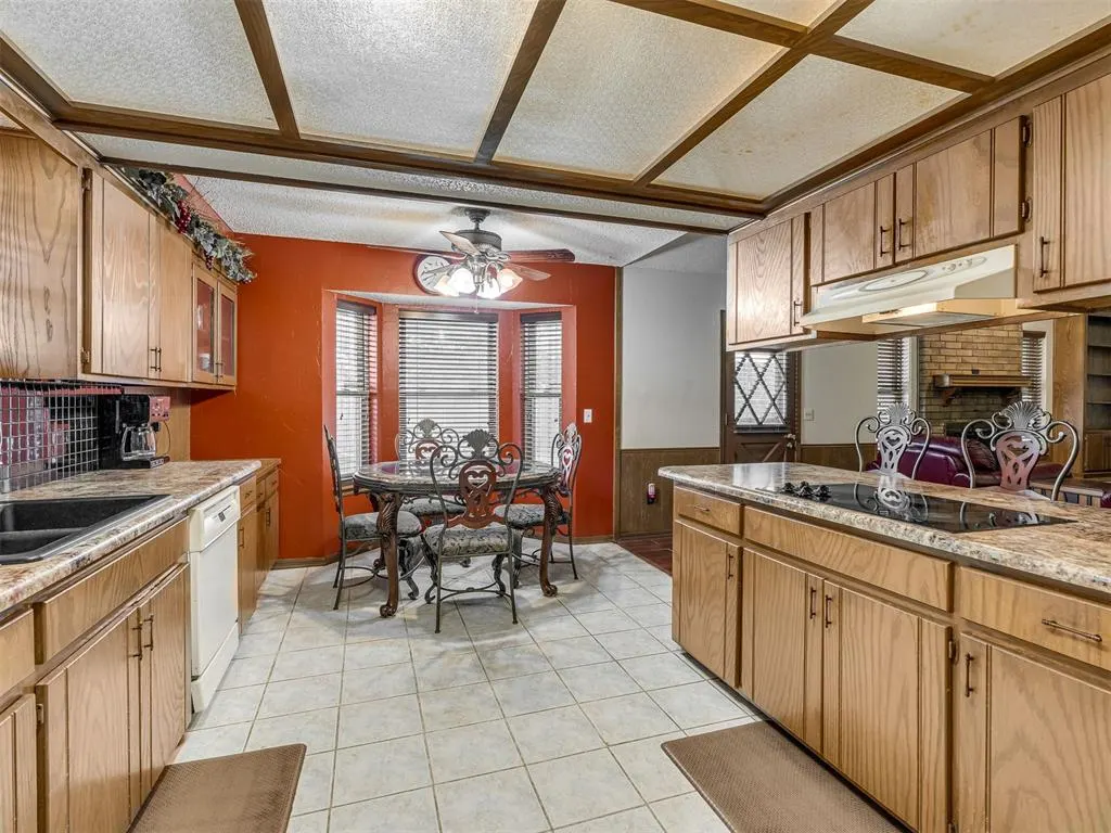 Photo 15 — 1525 SW 93rd Road, Oklahoma City, OK 73159