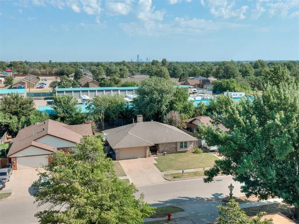 Photo 41 — 1525 SW 93rd Road, Oklahoma City, OK 73159