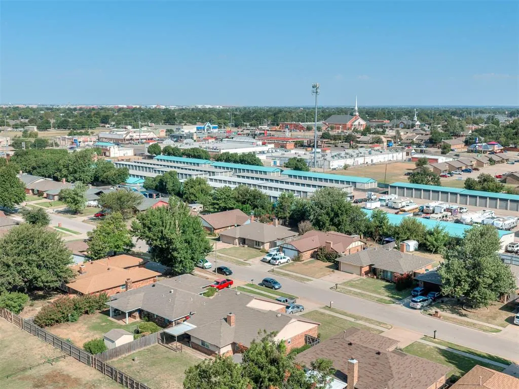 Photo 45 — 1525 SW 93rd Road, Oklahoma City, OK 73159