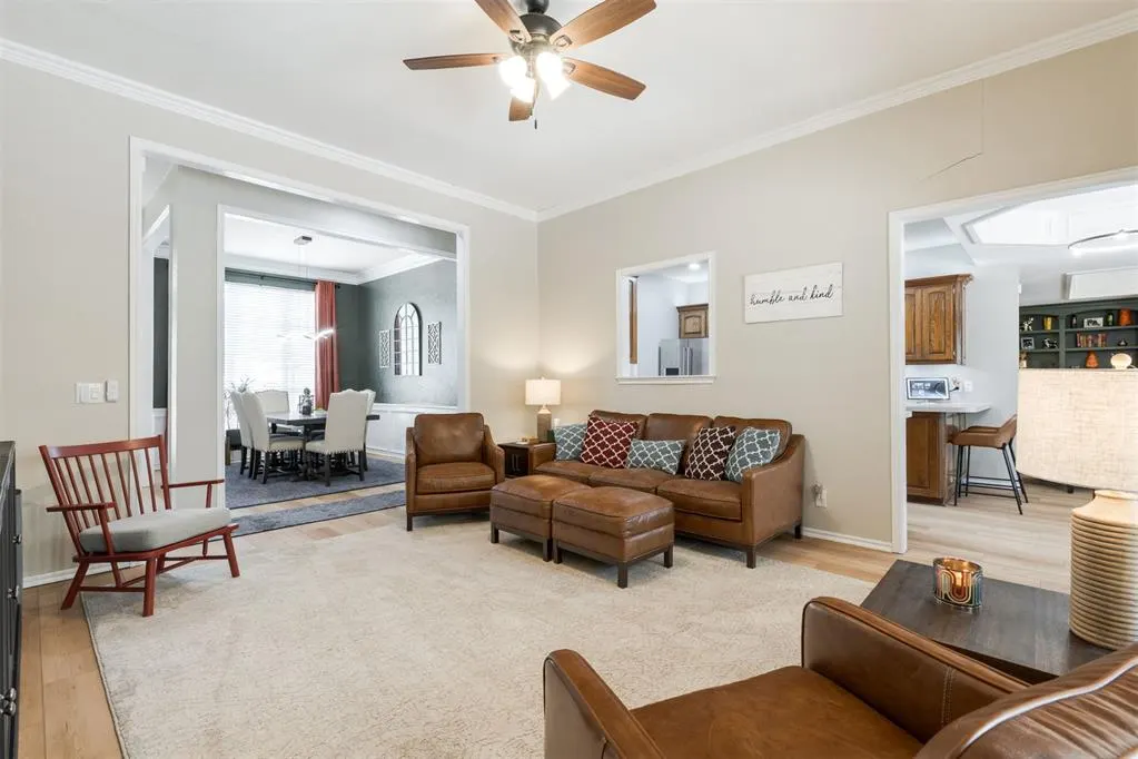 Photo 5 — 817 Fox Hill Drive, Edmond, OK 73034