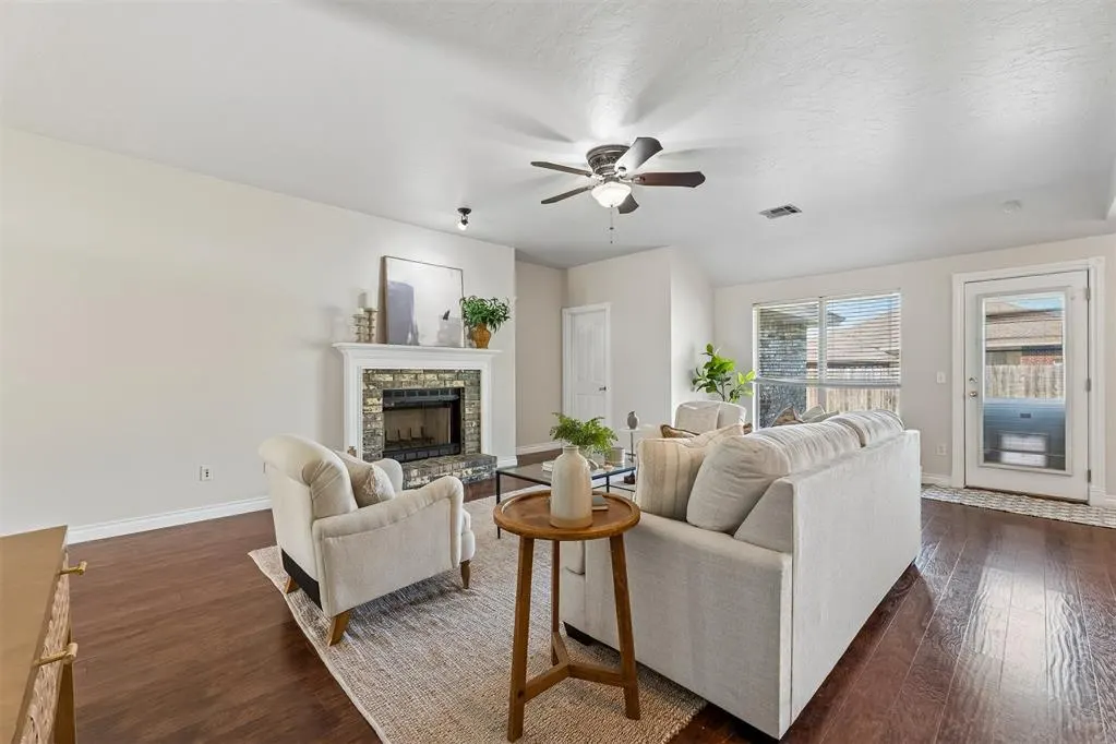 Photo 9 — 14413 S Harvey Avenue, Oklahoma City, OK 73170