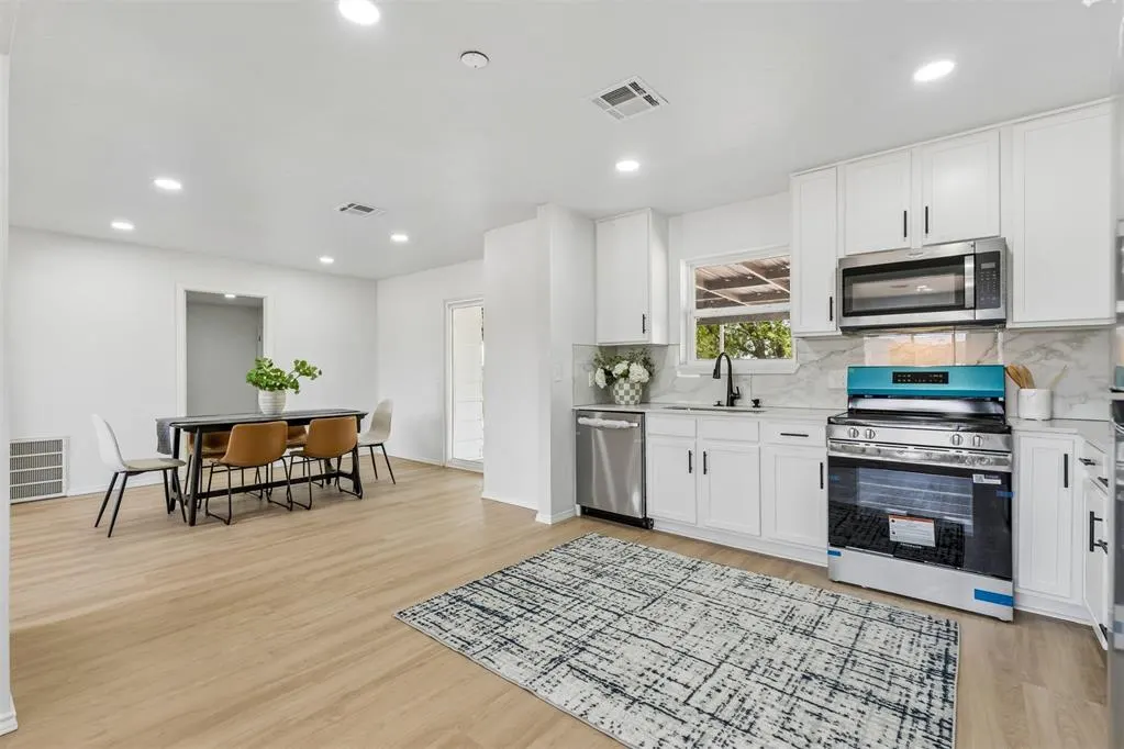Photo 12 — 2024 E Robberts Avenue, Kingfisher, OK 73750