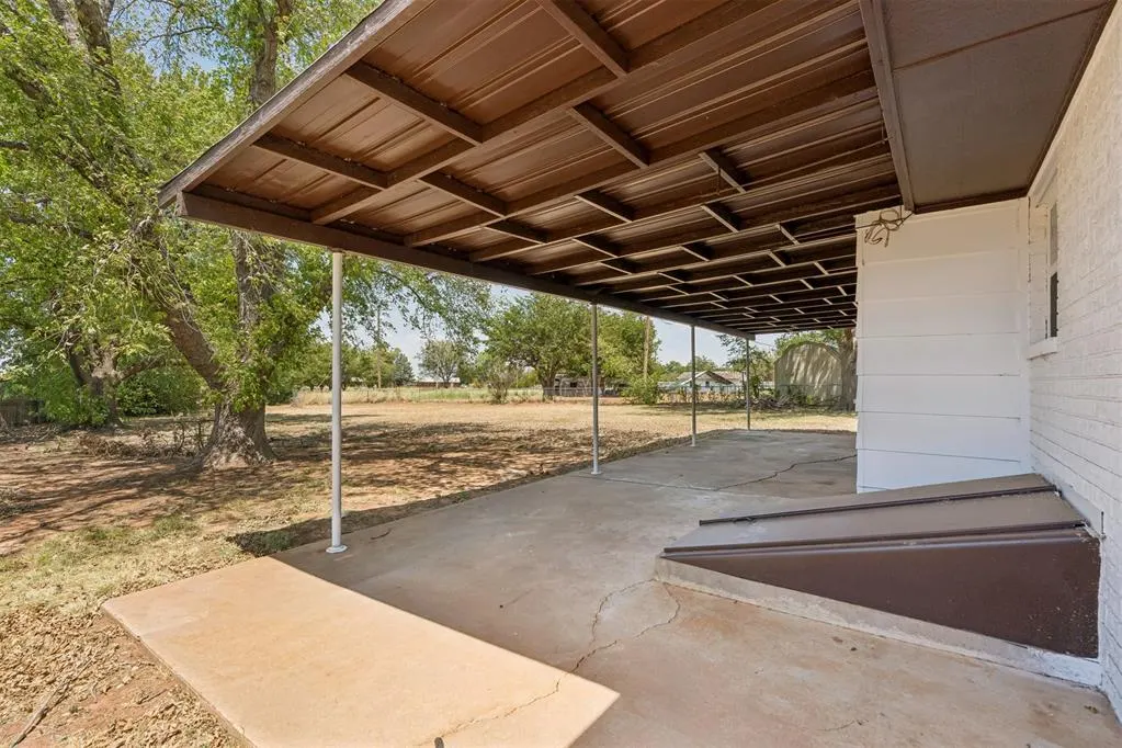 Photo 50 — 2024 E Robberts Avenue, Kingfisher, OK 73750