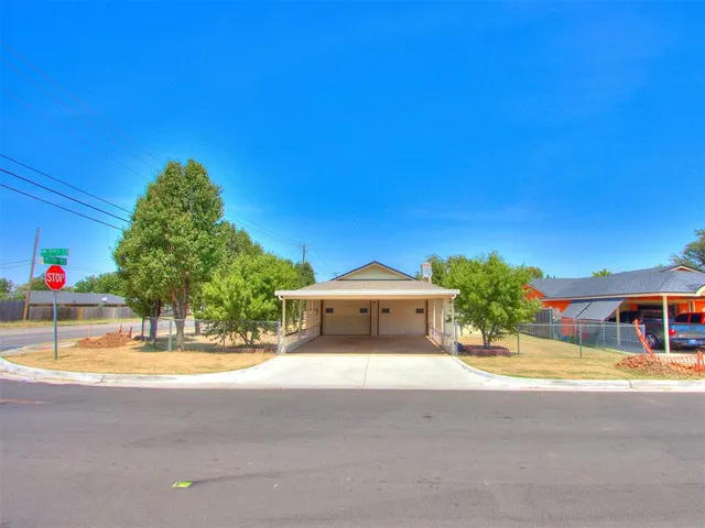Photo 2 — 10500 N Western Avenue, Oklahoma City, OK 73114