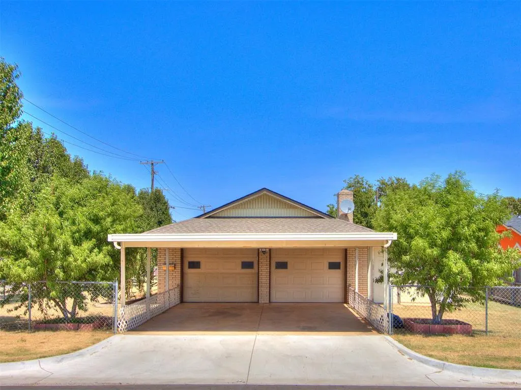Photo 3 — 10500 N Western Avenue, Oklahoma City, OK 73114