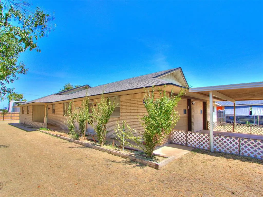 Photo 9 — 10500 N Western Avenue, Oklahoma City, OK 73114