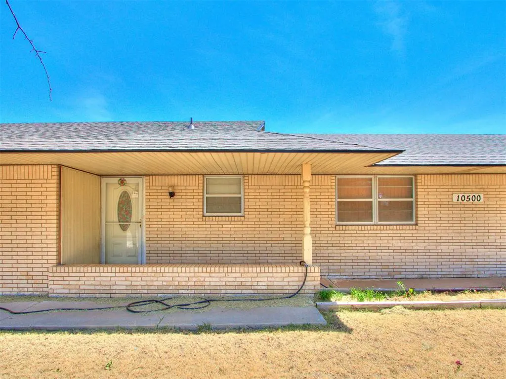 Photo 12 — 10500 N Western Avenue, Oklahoma City, OK 73114