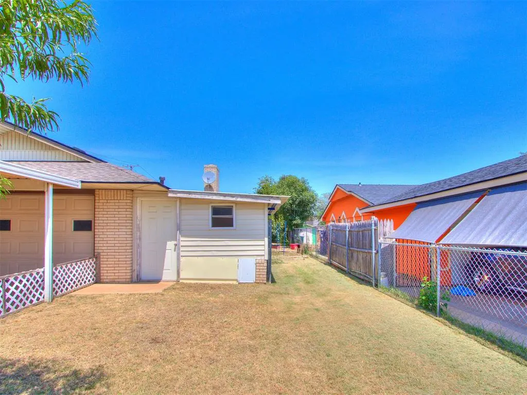 Photo 20 — 10500 N Western Avenue, Oklahoma City, OK 73114