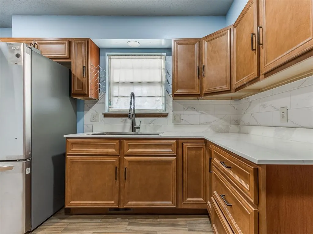 Photo 42 — 10500 N Western Avenue, Oklahoma City, OK 73114