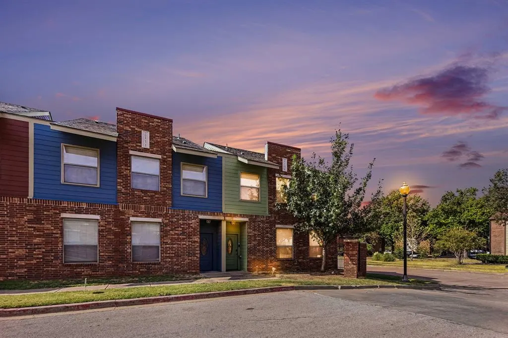 Front exterior — 2109 Houston Street, Norman, OK 73071