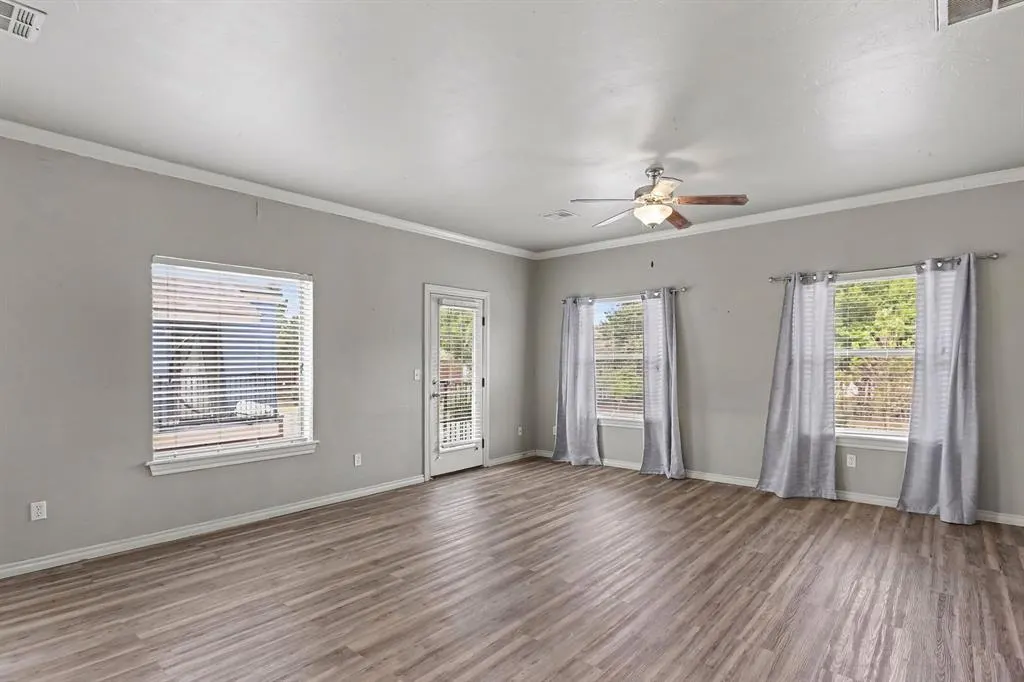Photo 6 — 2109 Houston Street, Norman, OK 73071