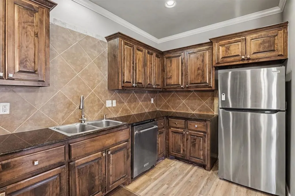 Photo 10 — 2109 Houston Street, Norman, OK 73071