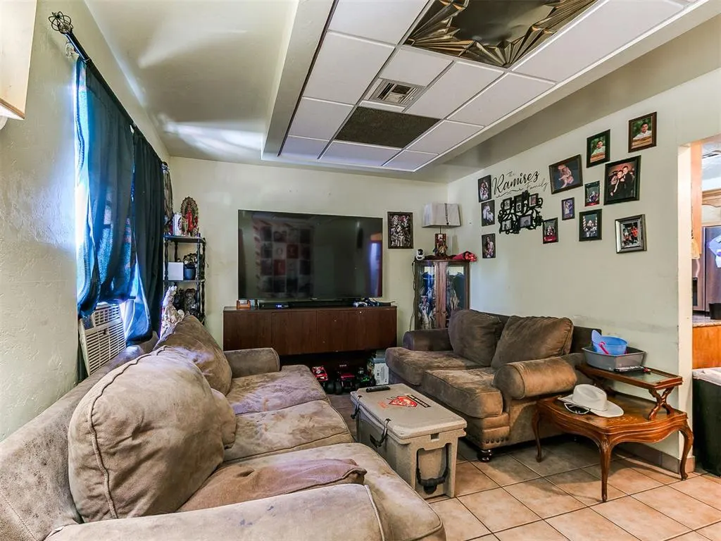 Photo 3 — 2533 SW 46th Street, Oklahoma City, OK 73119