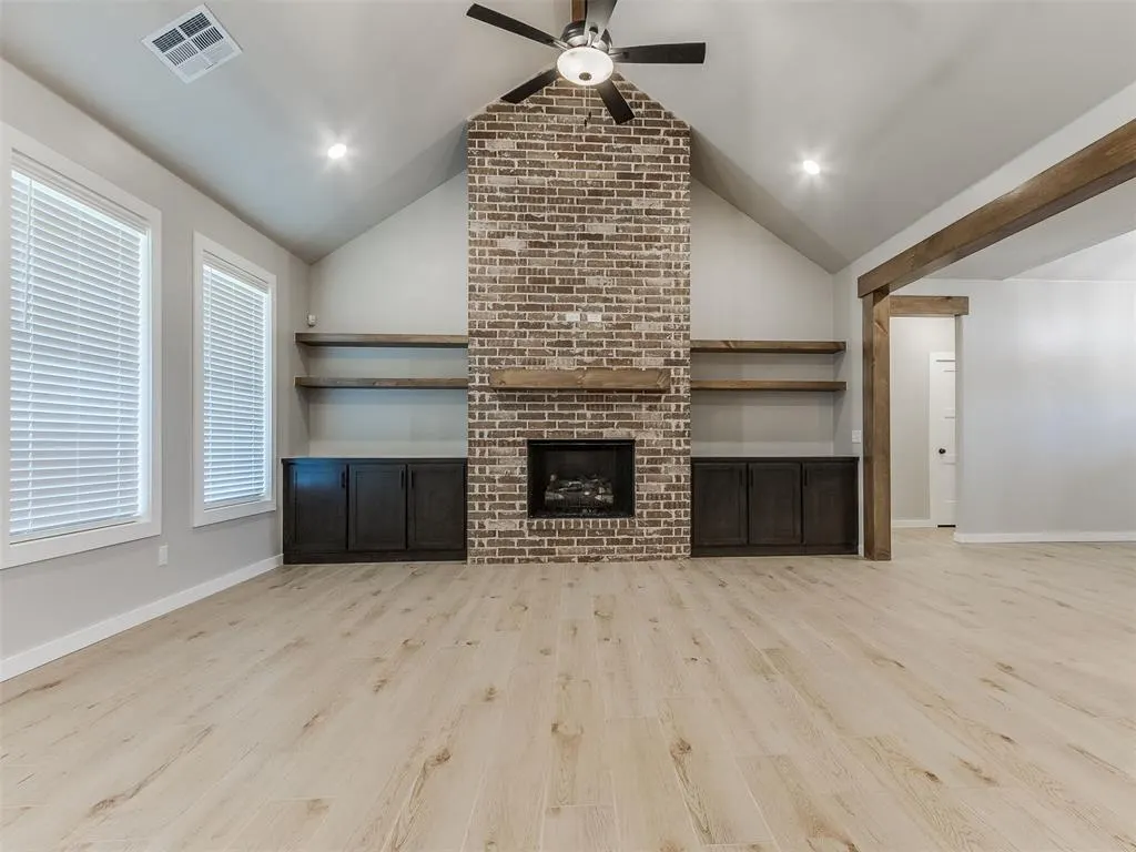 Photo 6 — 1916 Sama Way, Yukon, OK 73099