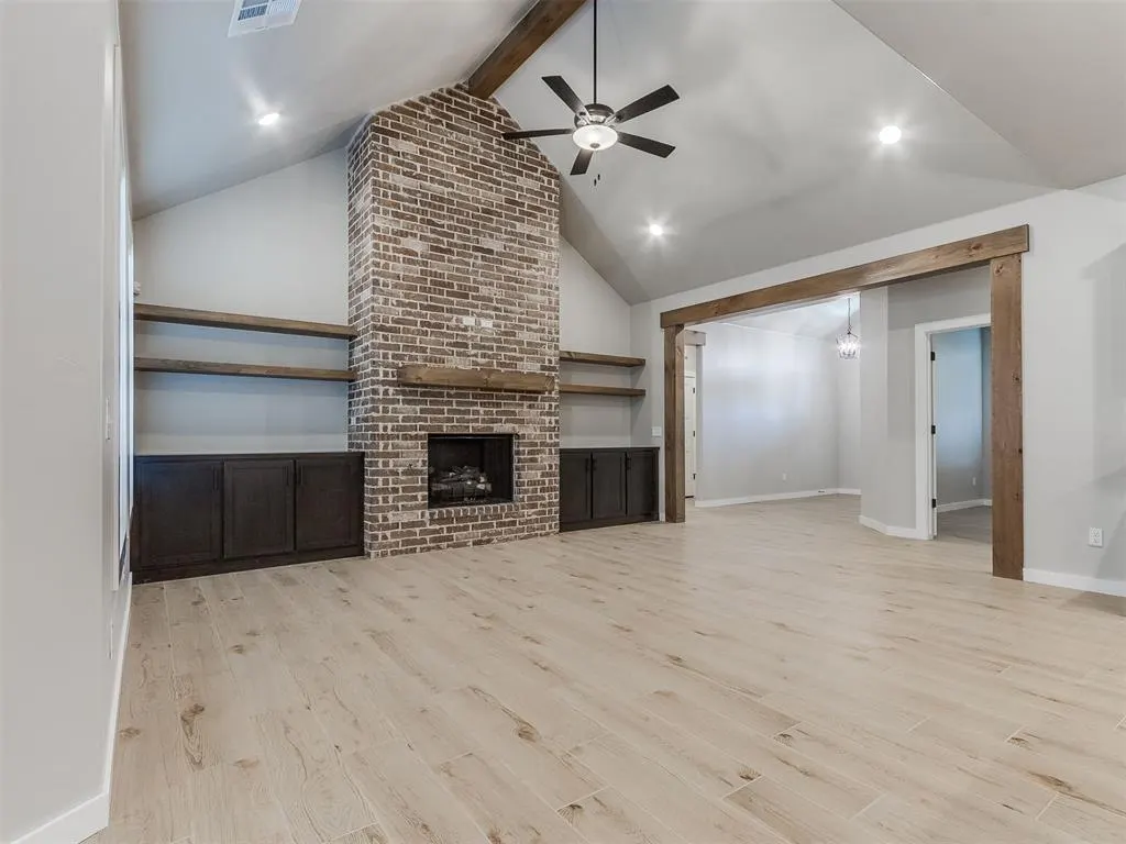 Photo 7 — 1916 Sama Way, Yukon, OK 73099