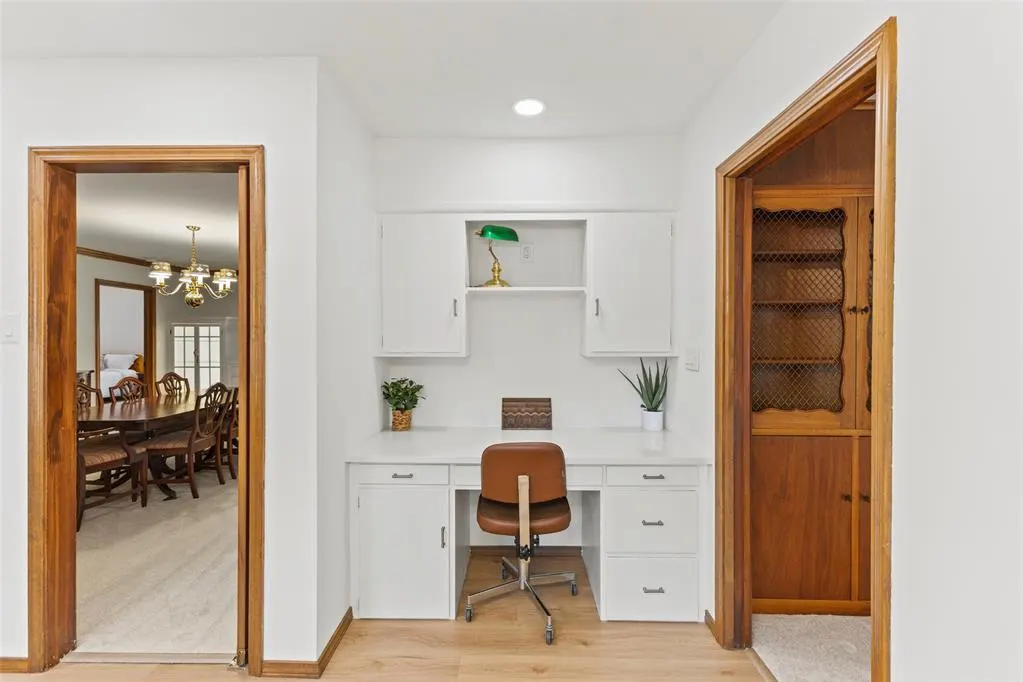 Photo 9 — 121 W 17th Street, Ada, OK 74820