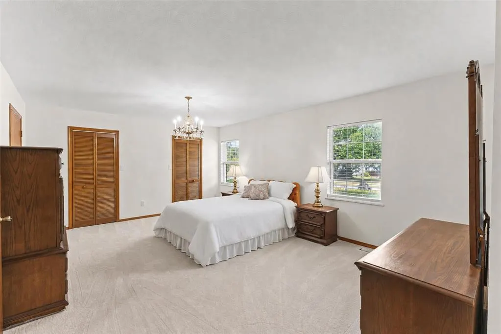 Photo 17 — 121 W 17th Street, Ada, OK 74820