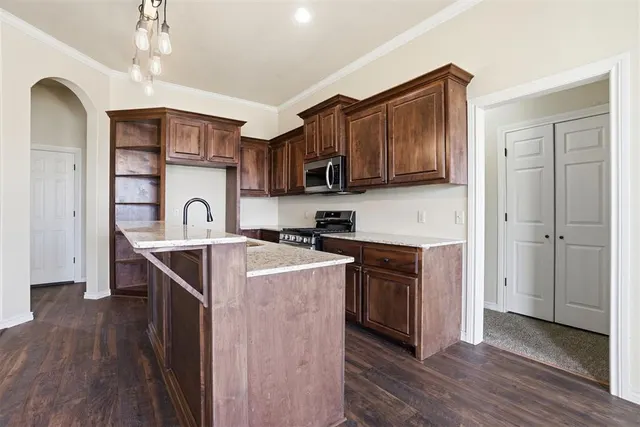 Photo 8 — 148 Gamble Lane, Elk City, OK 73644