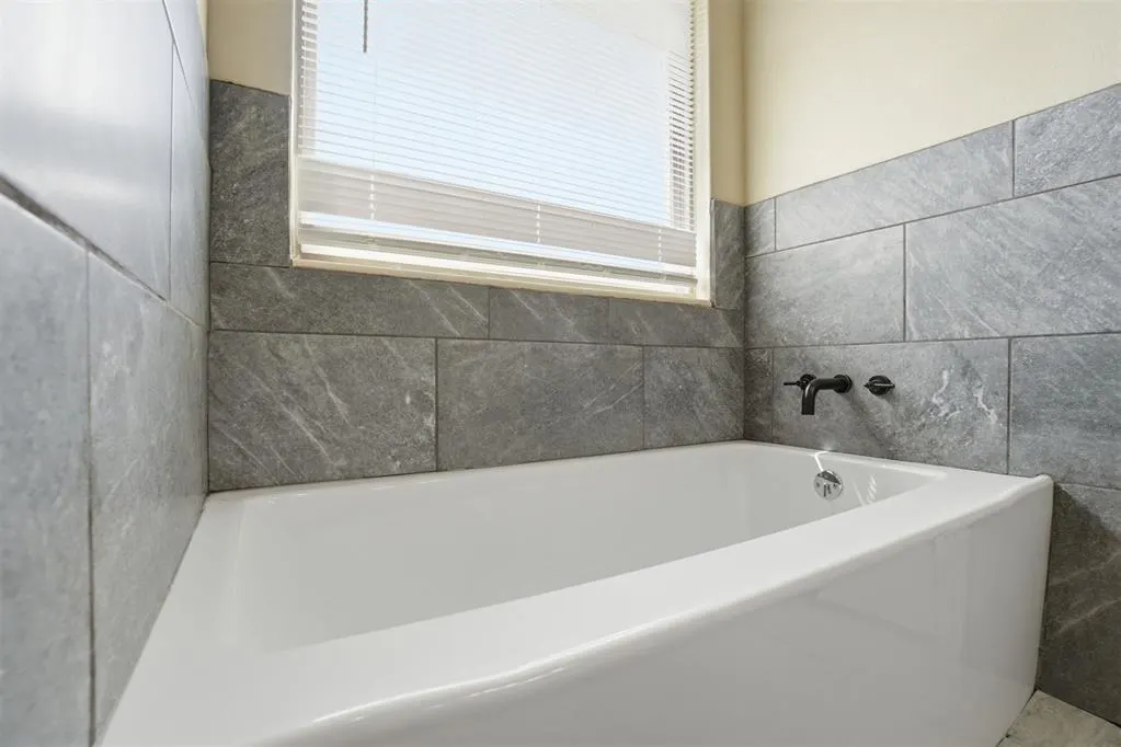 Photo 21 — 148 Gamble Lane, Elk City, OK 73644