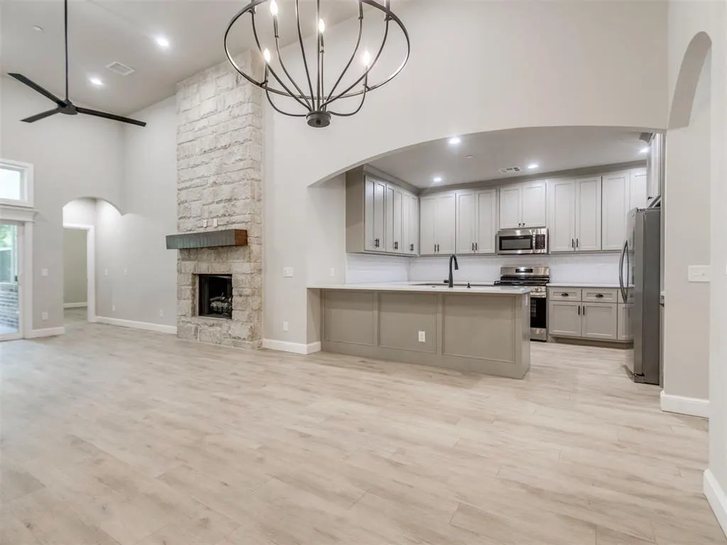 Photo 7 — 4109 Abbey Park Creek, Edmond, OK 73025
