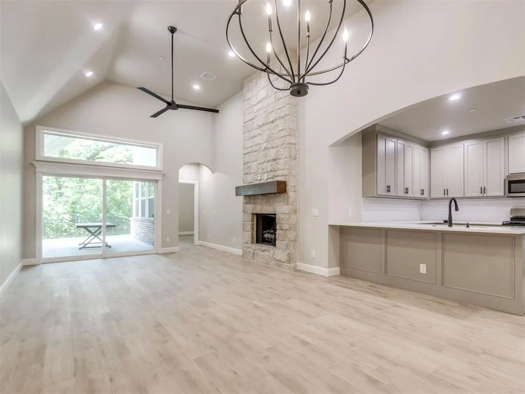 Photo 9 — 4109 Abbey Park Creek, Edmond, OK 73025