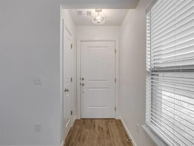 Photo 5 — 13604 Grass Plain Avenue, Yukon, OK 73099