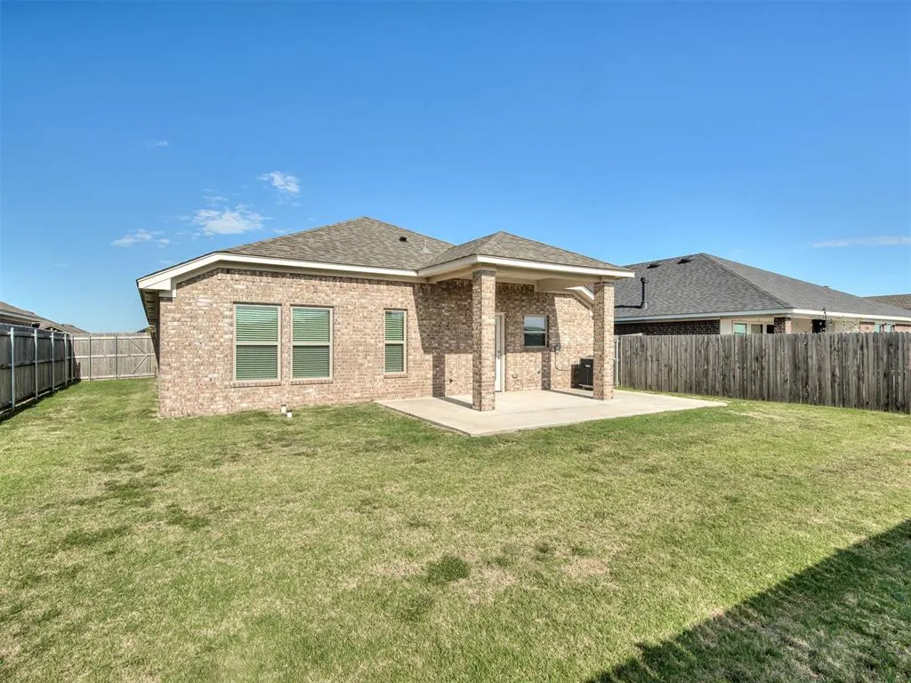Photo 33 — 13604 Grass Plain Avenue, Yukon, OK 73099