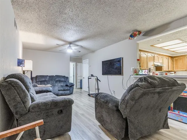 Photo 5 — 605 Eddie Drive, Oklahoma City, OK 73110
