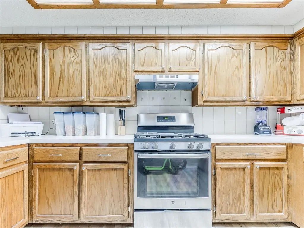 Photo 7 — 605 Eddie Drive, Oklahoma City, OK 73110