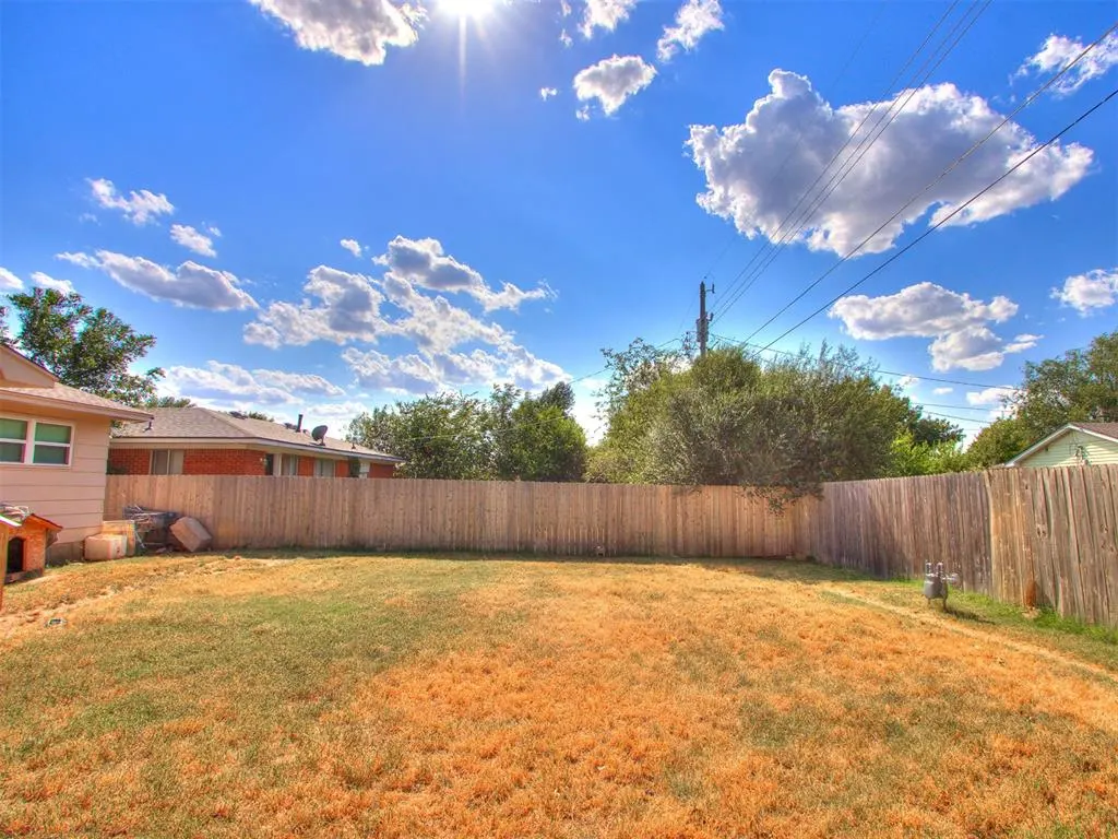 Photo 19 — 605 Eddie Drive, Oklahoma City, OK 73110