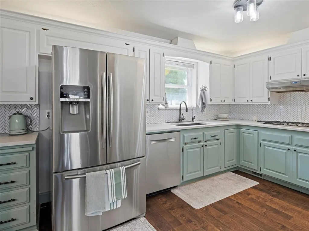 Photo 9 — 13124 Saint Andrews Drive, Oklahoma City, OK 73120