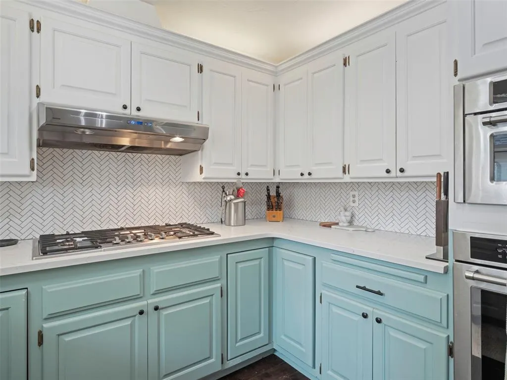 Photo 12 — 13124 Saint Andrews Drive, Oklahoma City, OK 73120