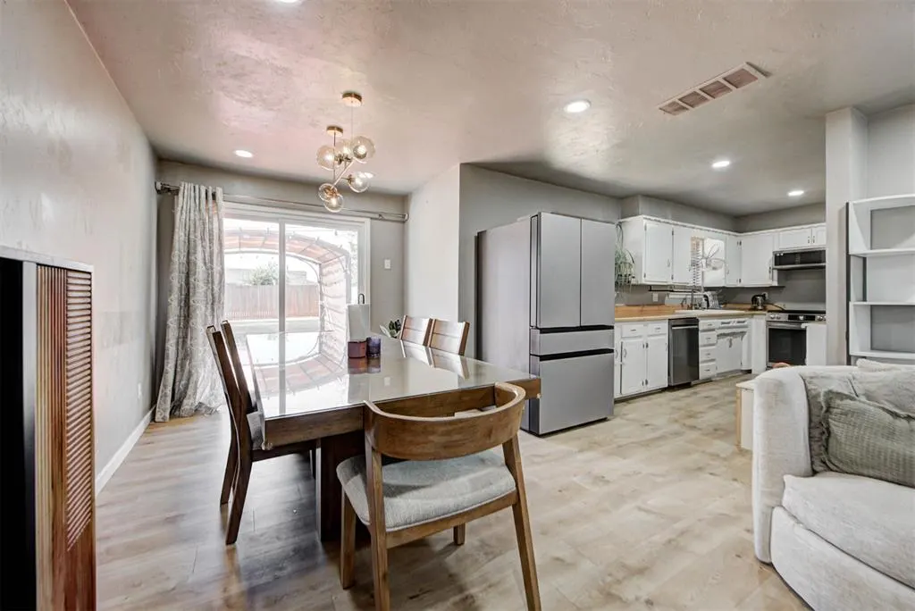 Photo 15 — 704 SW 1st Street, Moore, OK 73160