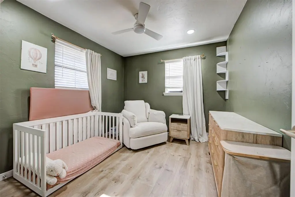 Photo 30 — 704 SW 1st Street, Moore, OK 73160