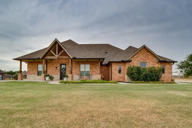 Photo 4 — 1408 W Harvard Way, Mustang, OK 73064