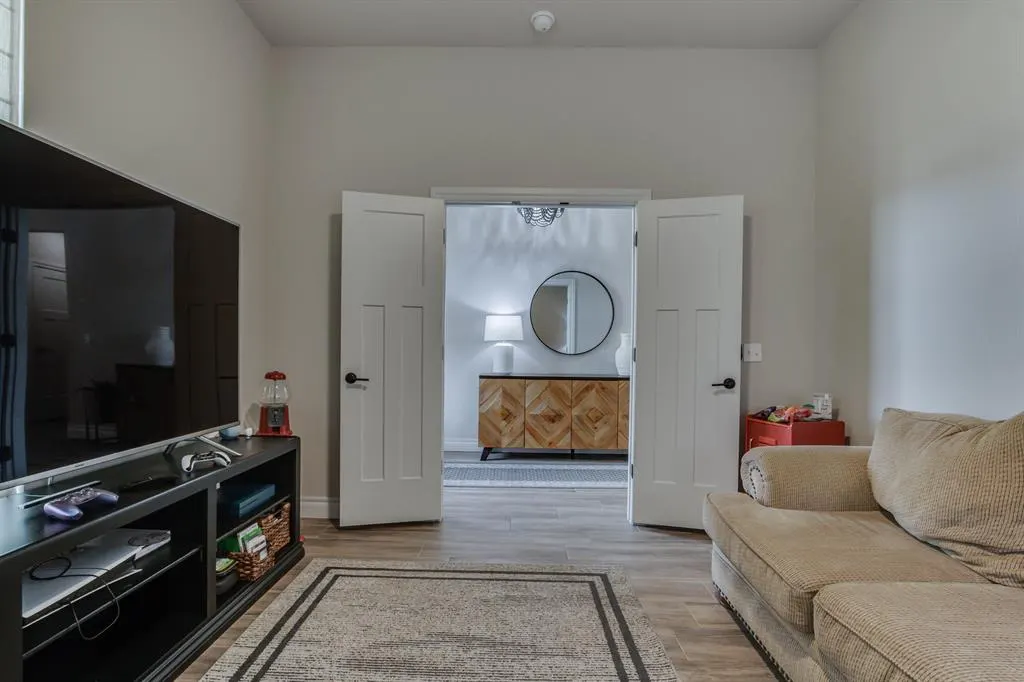 Photo 7 — 1408 W Harvard Way, Mustang, OK 73064
