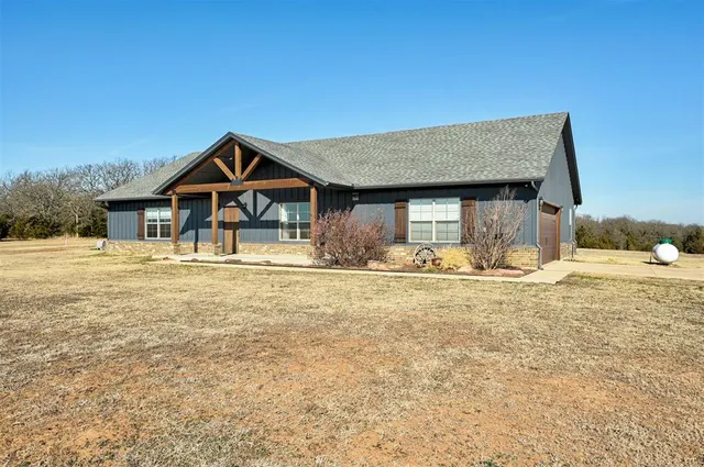 Photo 6 — 335624 E 960 Road, Wellston, OK 74881
