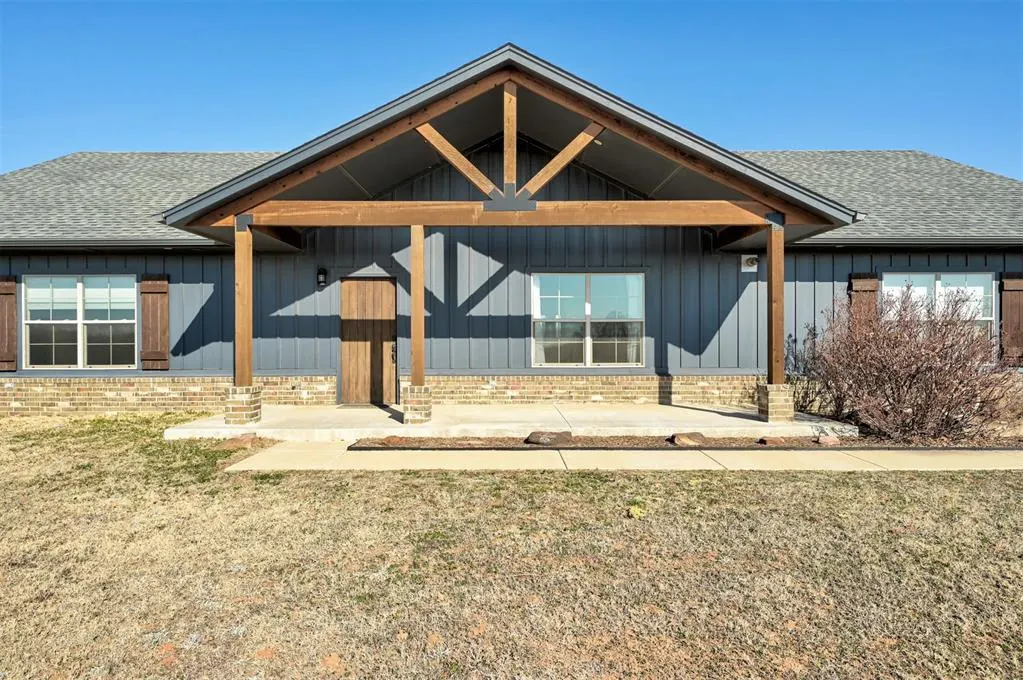 Photo 7 — 335624 E 960 Road, Wellston, OK 74881