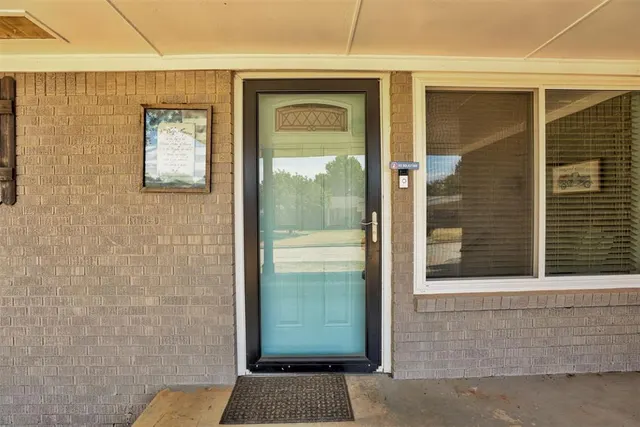 Photo 4 — 724 Stahl Drive, Oklahoma City, OK 73110
