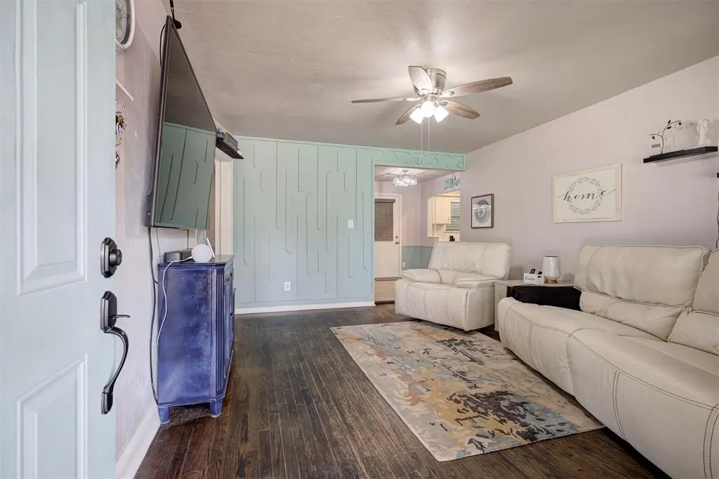Photo 5 — 724 Stahl Drive, Oklahoma City, OK 73110