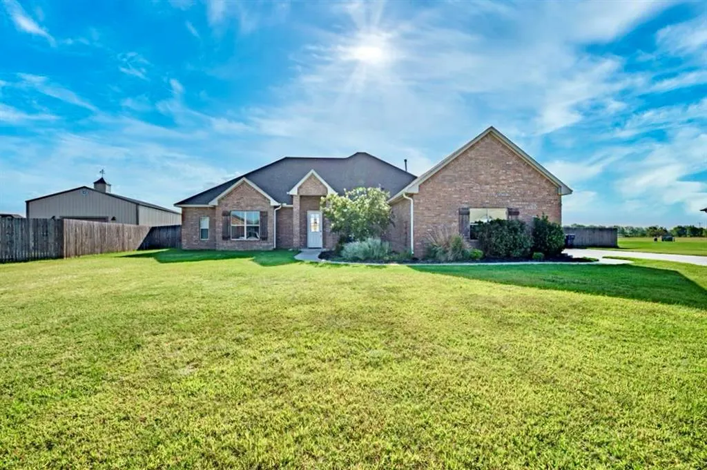 Front exterior — 2712 Palazzo Circle, Yukon, OK 73099