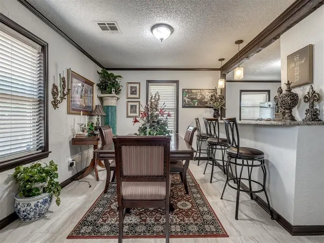 Photo 7 — 601 NW 50th Street, Oklahoma City, OK 73118