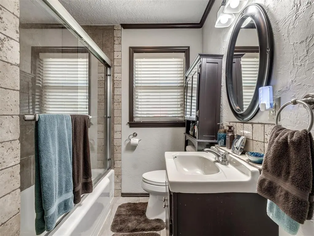 Photo 15 — 601 NW 50th Street, Oklahoma City, OK 73118