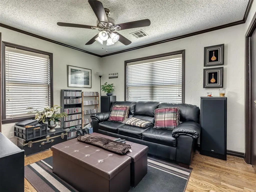 Photo 18 — 601 NW 50th Street, Oklahoma City, OK 73118