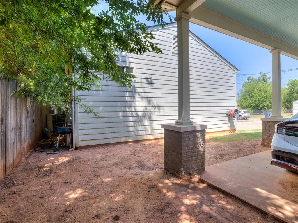 Photo 21 — 601 NW 50th Street, Oklahoma City, OK 73118
